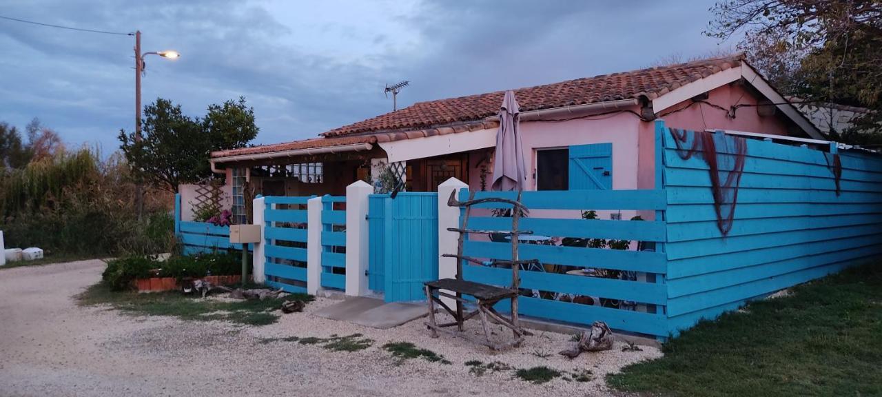 Une Maison Sur Une Presqu'Ile Port-Saint-Louis-du-Rhône Zewnętrze zdjęcie